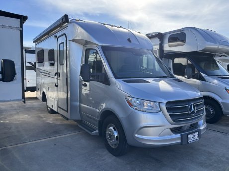 2020 Pleasure-Way Plateau XLTD  Class C Diesel