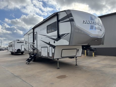 2023 ALLIANCE RV AVENUE 33RKS  Fifth Wheel