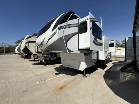 2022 Grand Design SOLITUDE 346FL  Fifth Wheel