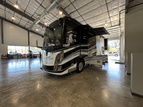 2026 Tiffin Motor Homes ZEPHYR 45PZ  Class A Diesel