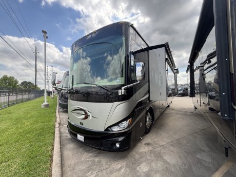 2019 Tiffin Motor Homes Phaeton 40IH  Class A Diesel