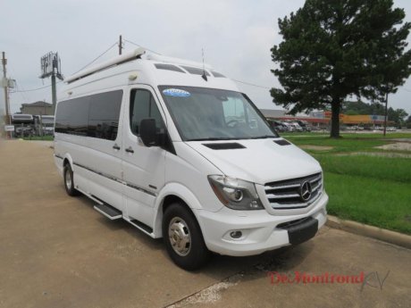 2018 Roadtrek ETREK E TREK XL  Class B Camper Van