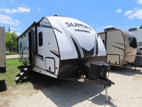 2023 CROSSROADS RV SUNSET TRAIL SUPER LITE 253RB  Travel Trailer