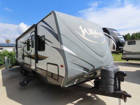 2016 Forest River WILDCAT MAXX 30DBH  Travel Trailer