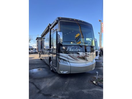 2014 Tiffin Motor Homes Phaeton 40QBH  Class A Diesel