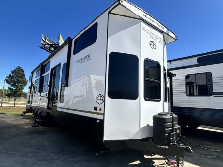 2026 Forest River WILDWOOD GRAND LODGE 42ZEN  Fifth Wheel