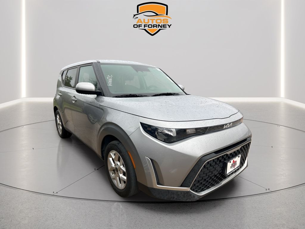 2024 Kia Soul LX - Photo 4