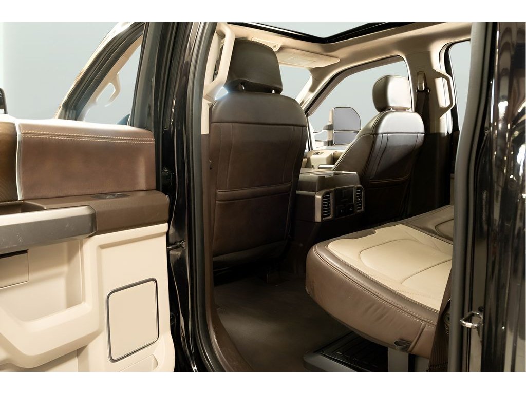 2019 Ford F-350 Super Duty Limited - Photo 25