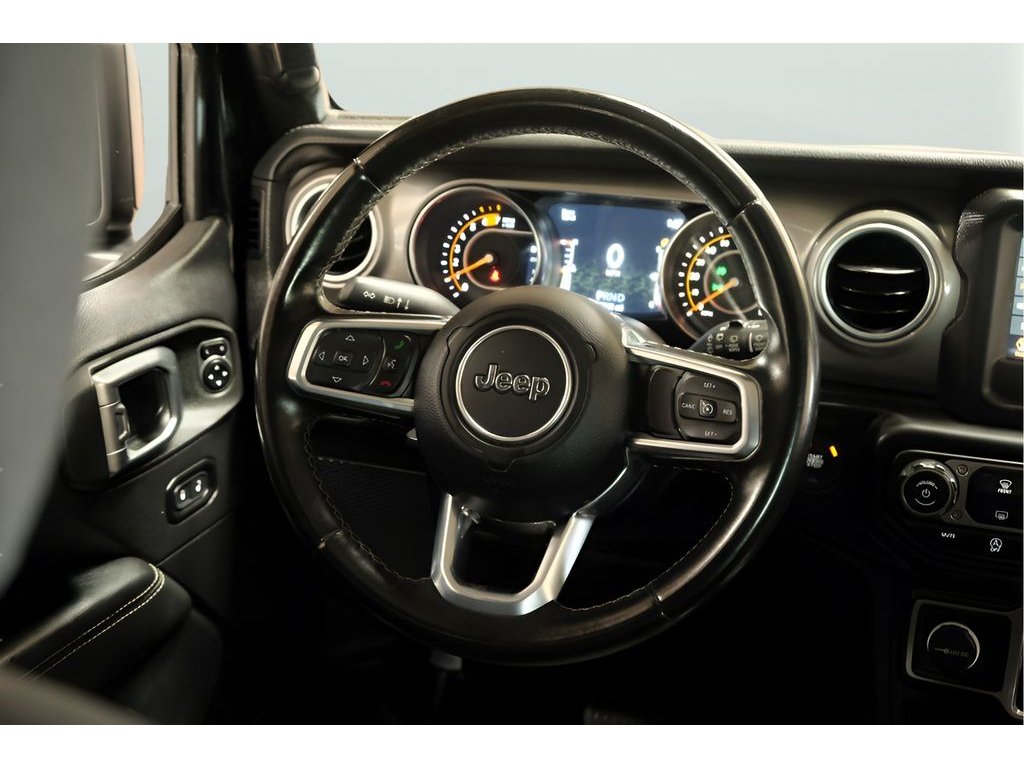 2020 Jeep Wrangler Unlimited Sahara - Photo 9