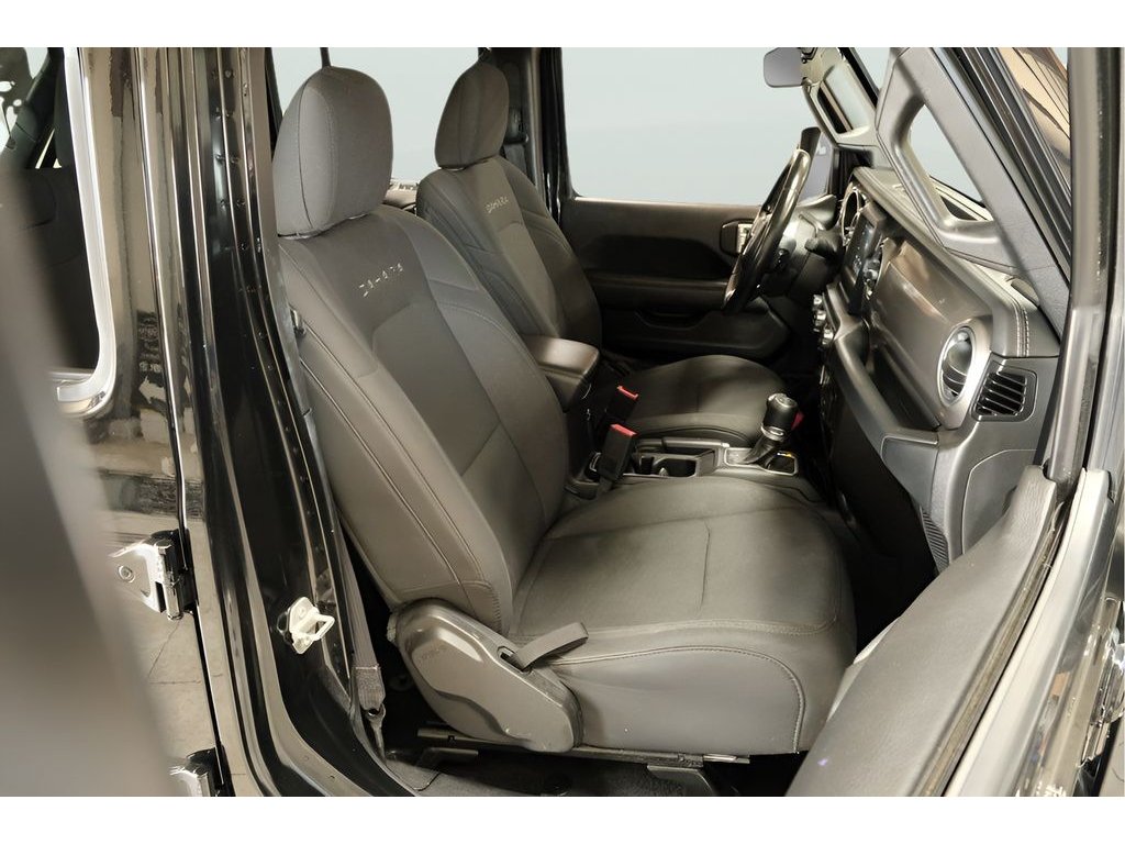 2020 Jeep Wrangler Unlimited Sahara - Photo 20