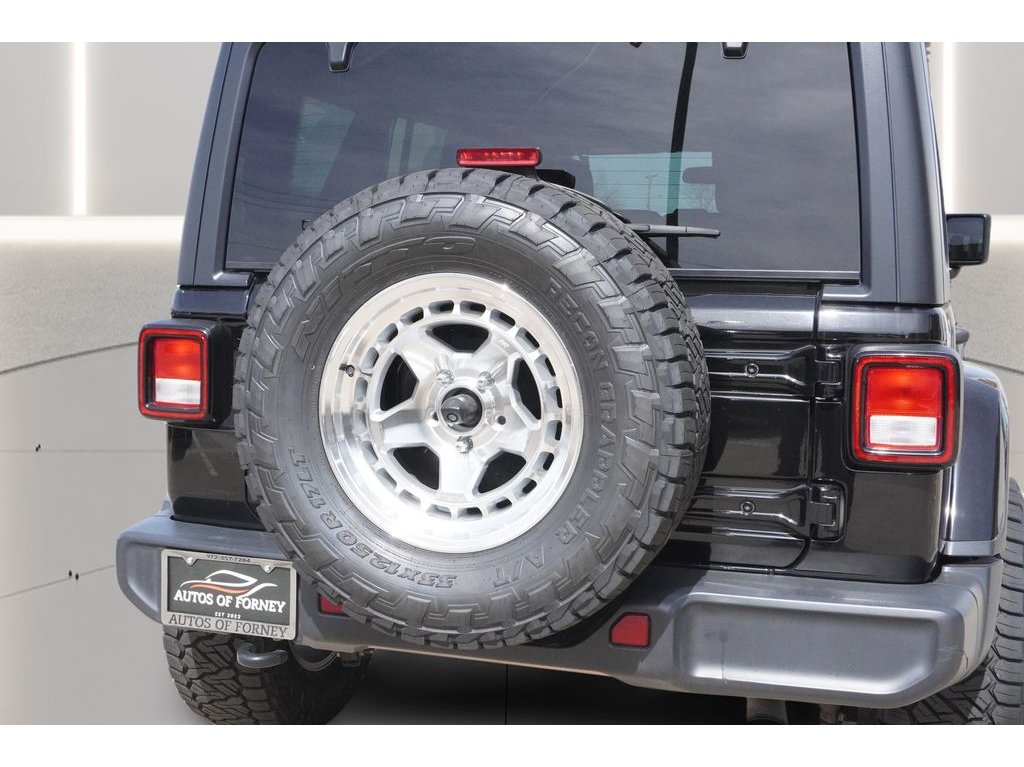2020 Jeep Wrangler Unlimited Sahara - Photo 32