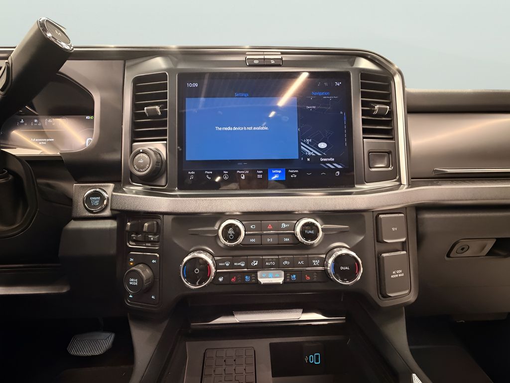 2025 Ford F-250 Super Duty Platinum - Photo 9