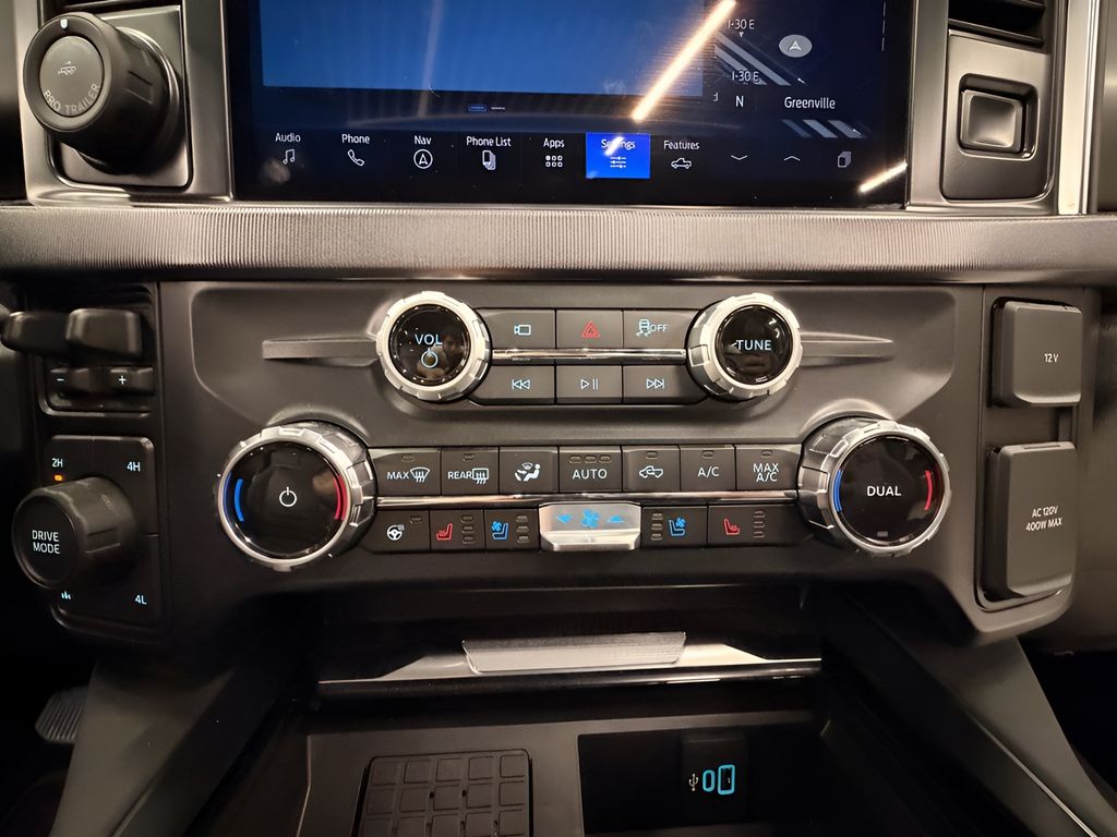 2025 Ford F-250 Super Duty Platinum - Photo 10