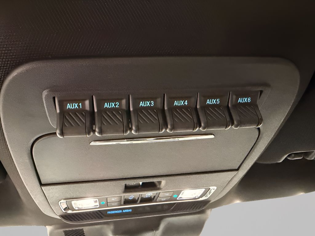 2025 Ford F-250 Super Duty Platinum - Photo 12