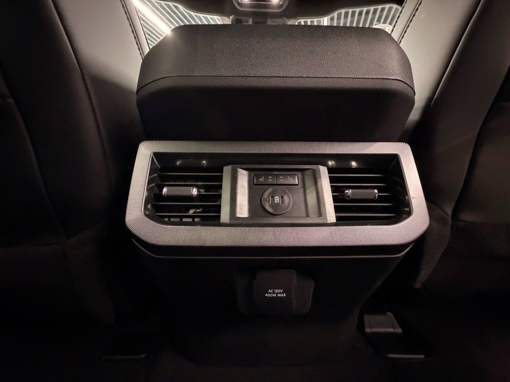 2025 Ford F-250 Super Duty Platinum - Photo 16
