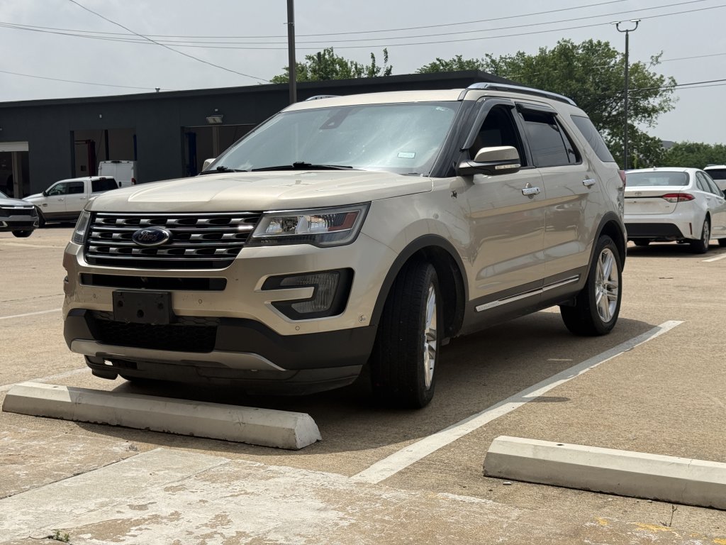 2017 Ford Explorer Limited 4WD's photo