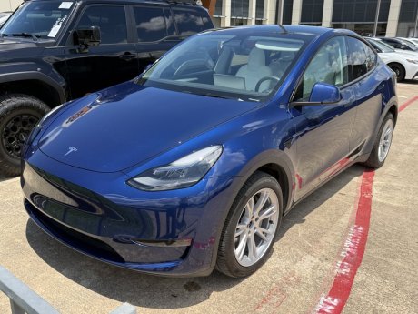 2024 Tesla Model Y Long Range 