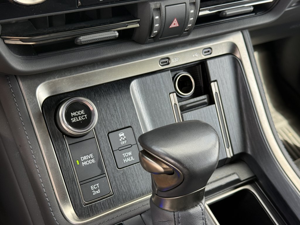 2024 Lexus GX Luxury - Photo 13