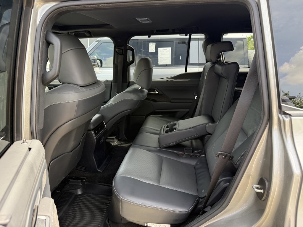 2024 Lexus GX Luxury - Photo 22