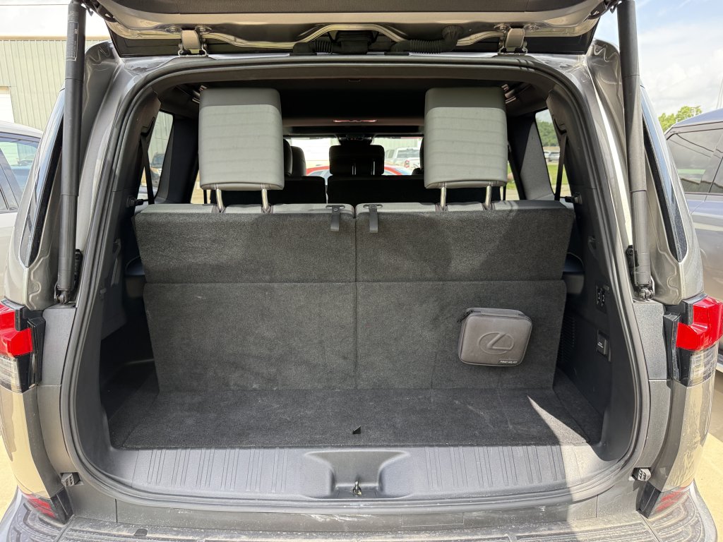 2024 Lexus GX Luxury - Photo 31