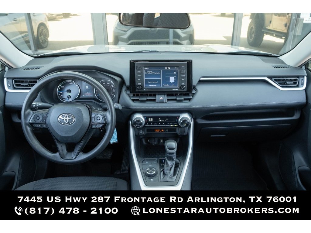 2021 Toyota RAV4 Hybrid LE photo 2