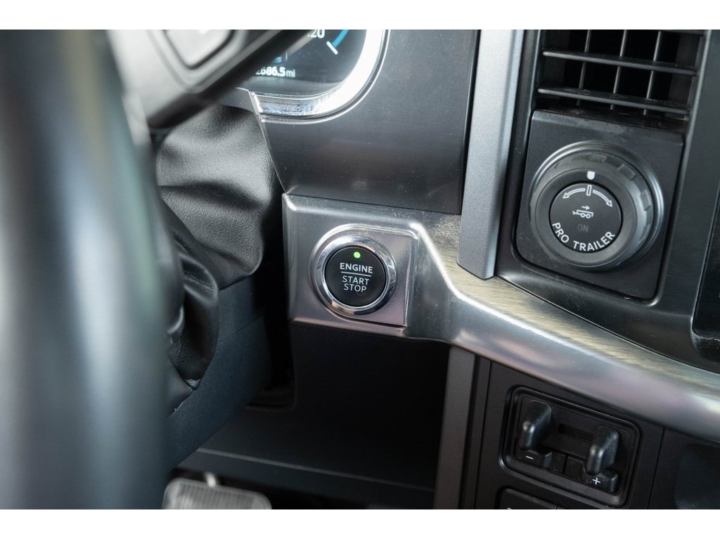 2021 Ford F-150 Lariat photo 18