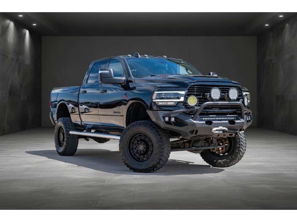 2024 Ram 3500 Laramie photo 6