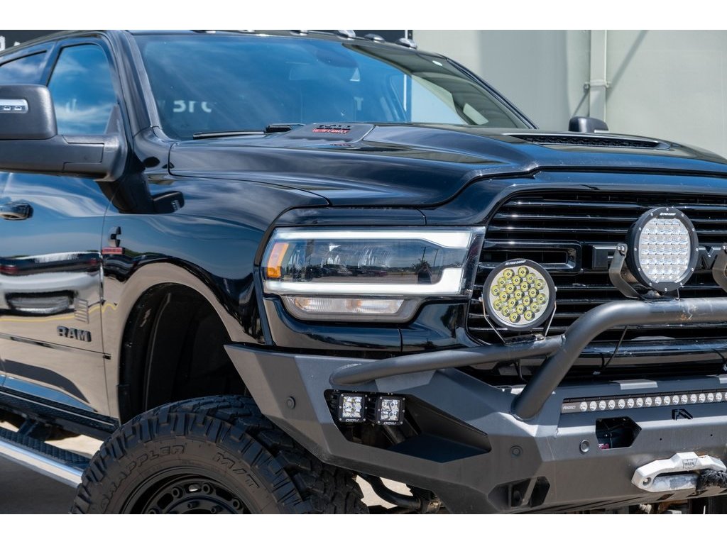 2024 Ram 3500 Laramie photo 7