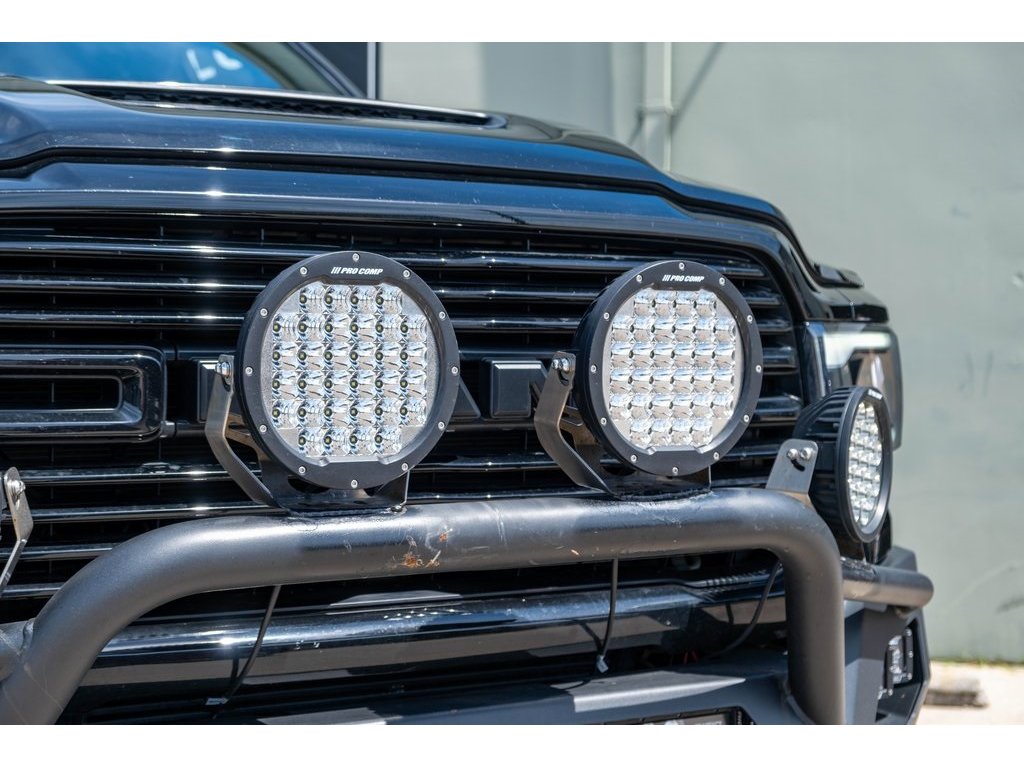 2024 Ram 3500 Laramie photo 8