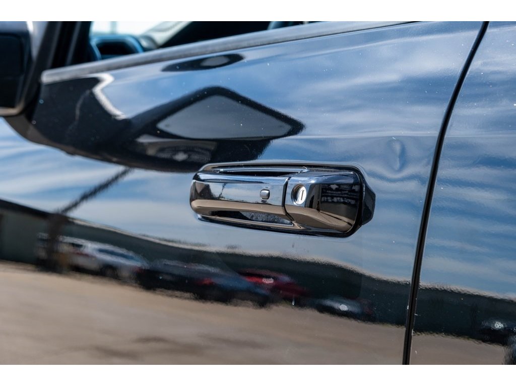 2024 Ram 3500 Laramie photo 19