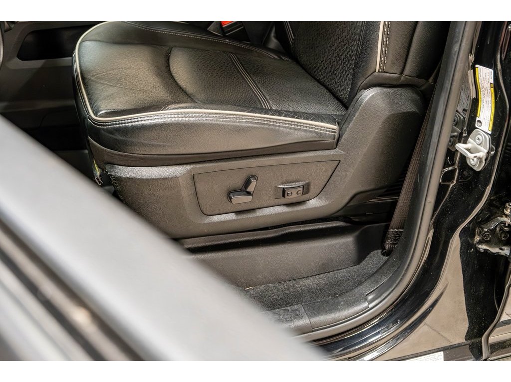2024 Ram 3500 Laramie photo 22