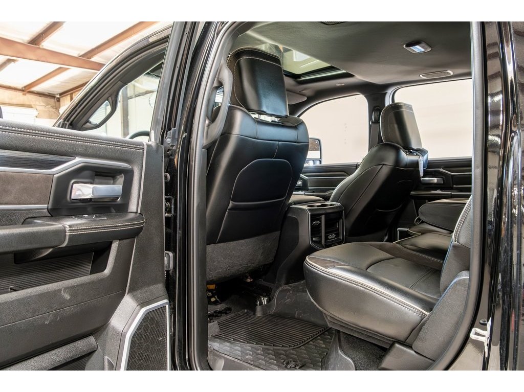 2024 Ram 3500 Laramie photo 23