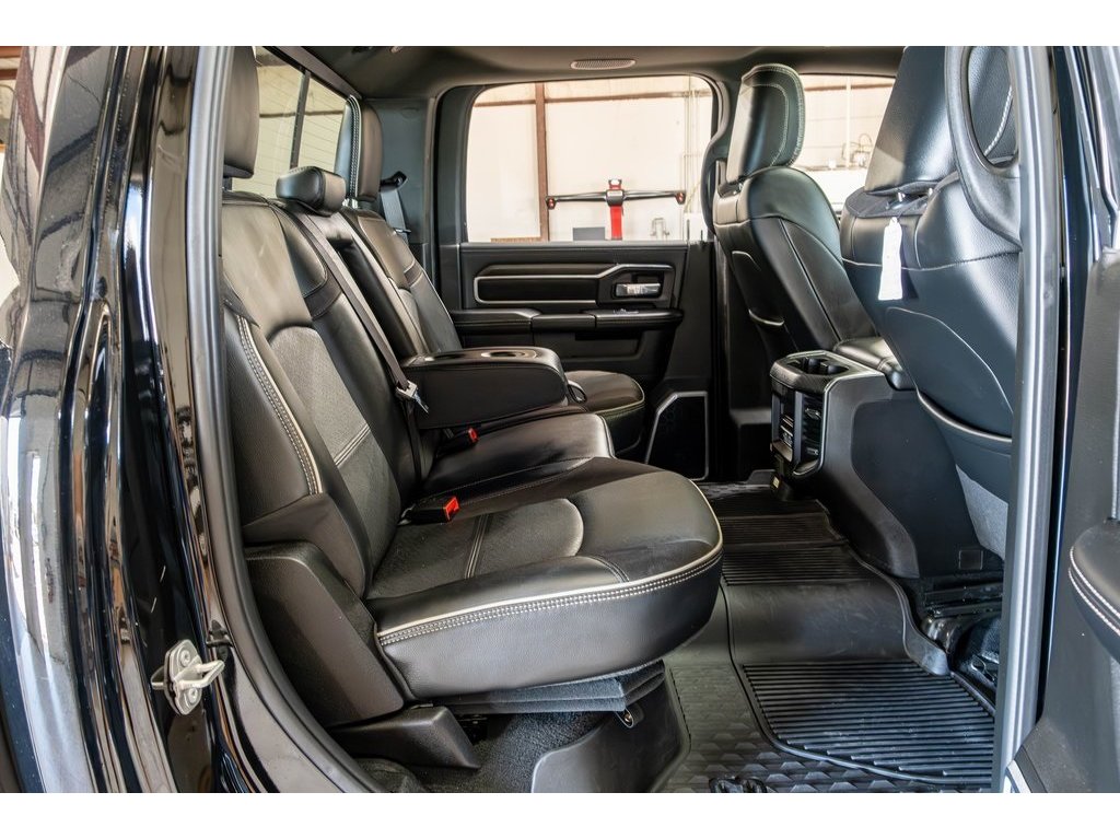 2024 Ram 3500 Laramie photo 26