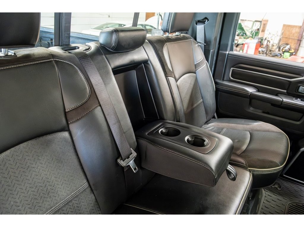 2024 Ram 3500 Laramie photo 28
