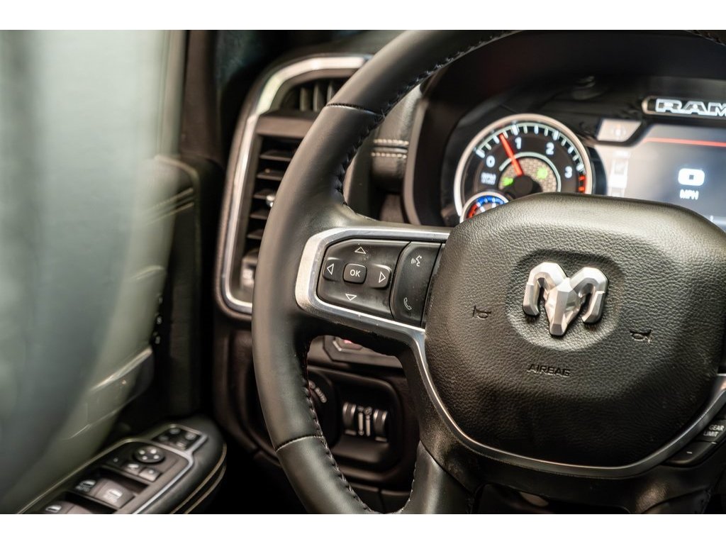 2024 Ram 3500 Laramie photo 31