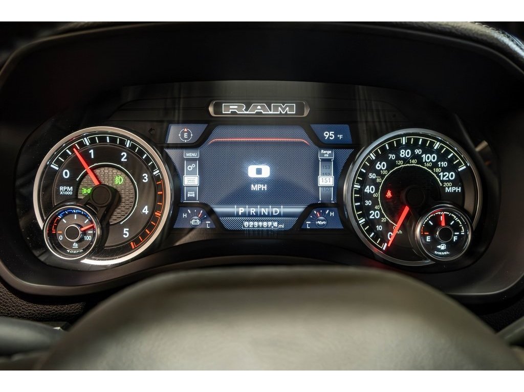 2024 Ram 3500 Laramie photo 33