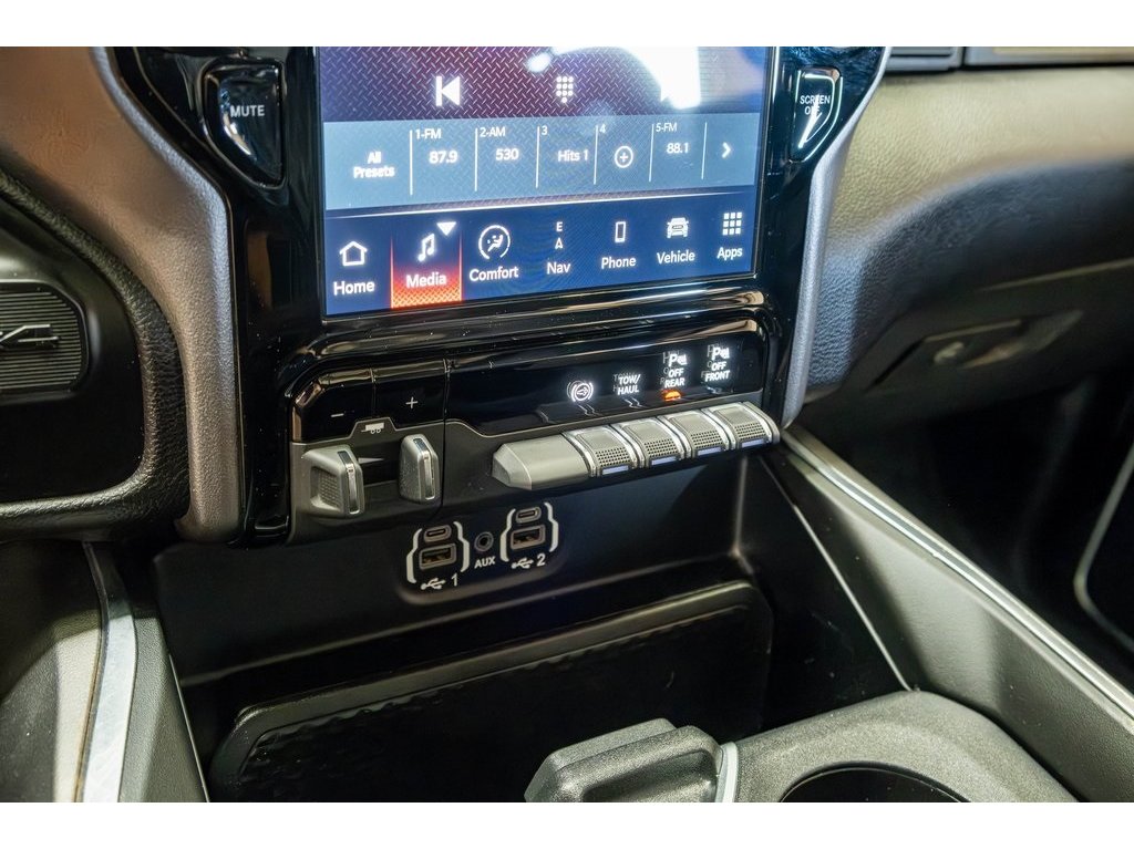 2024 Ram 3500 Laramie photo 38