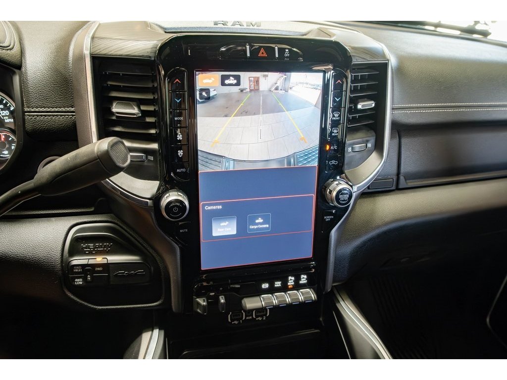 2024 Ram 3500 Laramie photo 39