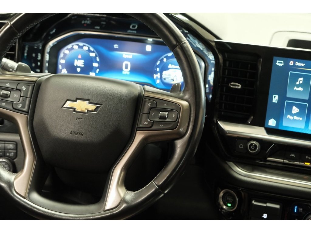 2023 Chevrolet Silverado 1500 High Country photo 11
