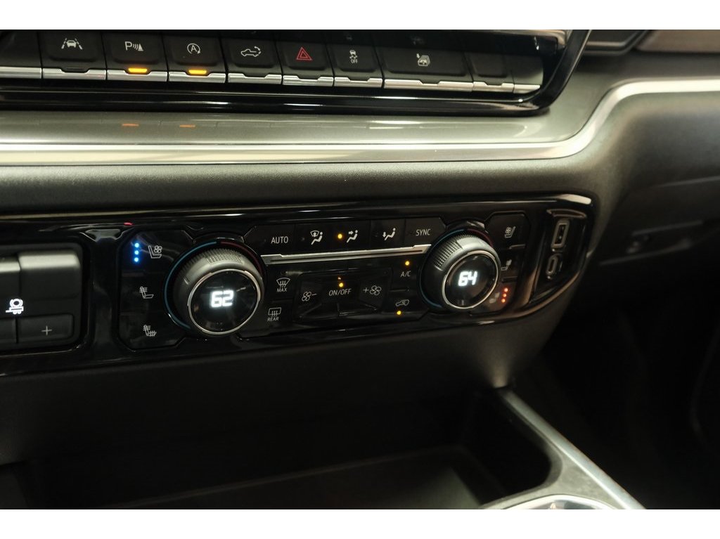 2023 Chevrolet Silverado 1500 High Country photo 21