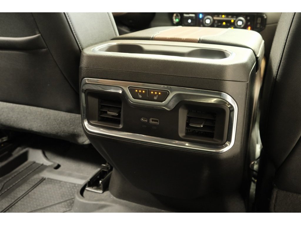 2023 Chevrolet Silverado 1500 High Country photo 30