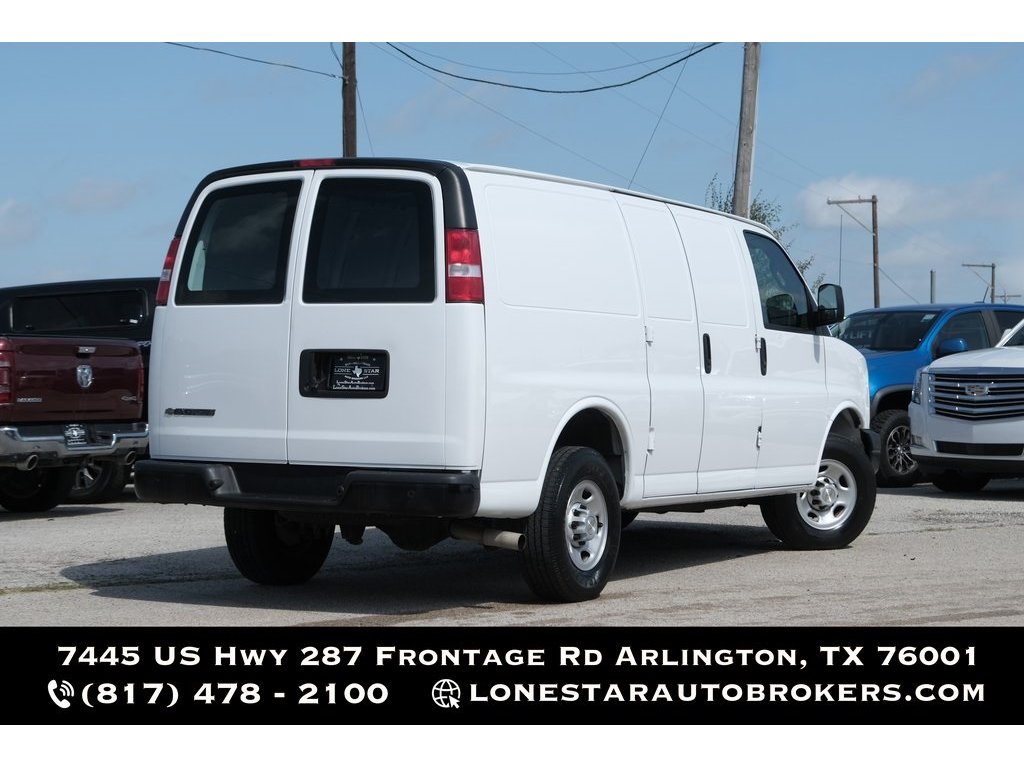 2023 Chevrolet Express 2500 Work Cargo Van photo 2