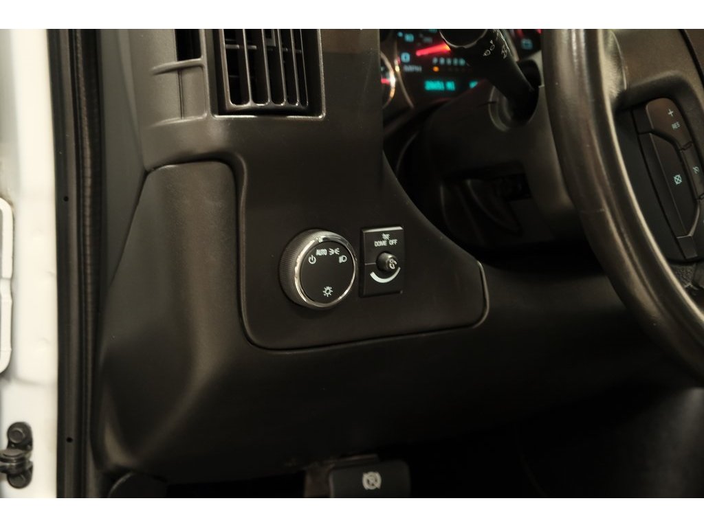 2023 Chevrolet Express 2500 Work Cargo Van photo 5