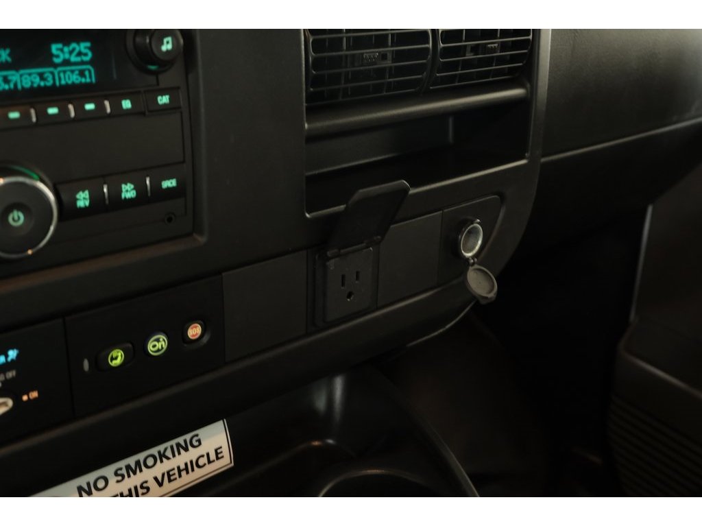 2023 Chevrolet Express 2500 Work Cargo Van photo 16