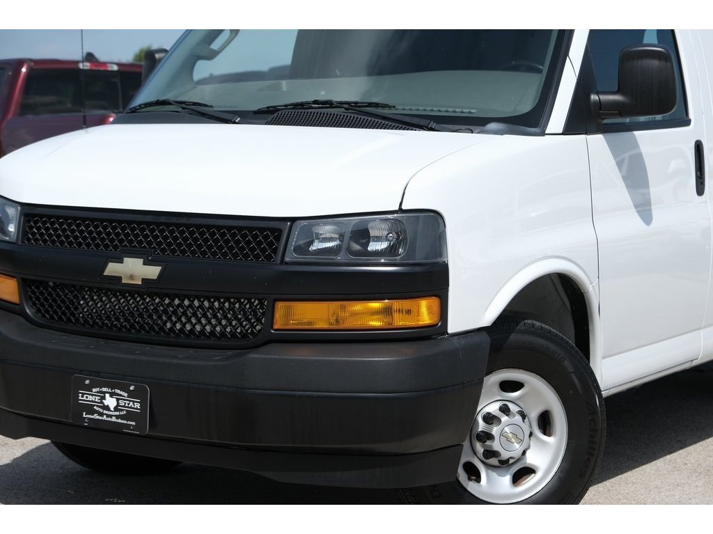 2023 Chevrolet Express 2500 Work Cargo Van photo 23