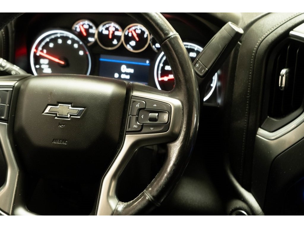 2020 Chevrolet Silverado 1500 RST photo 9