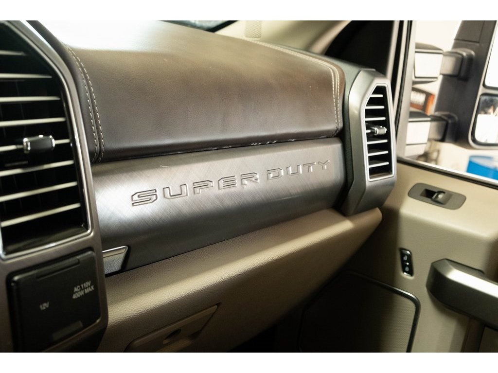 2019 Ford F-350 photo 21