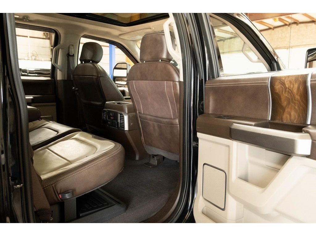 2019 Ford F-350 photo 24