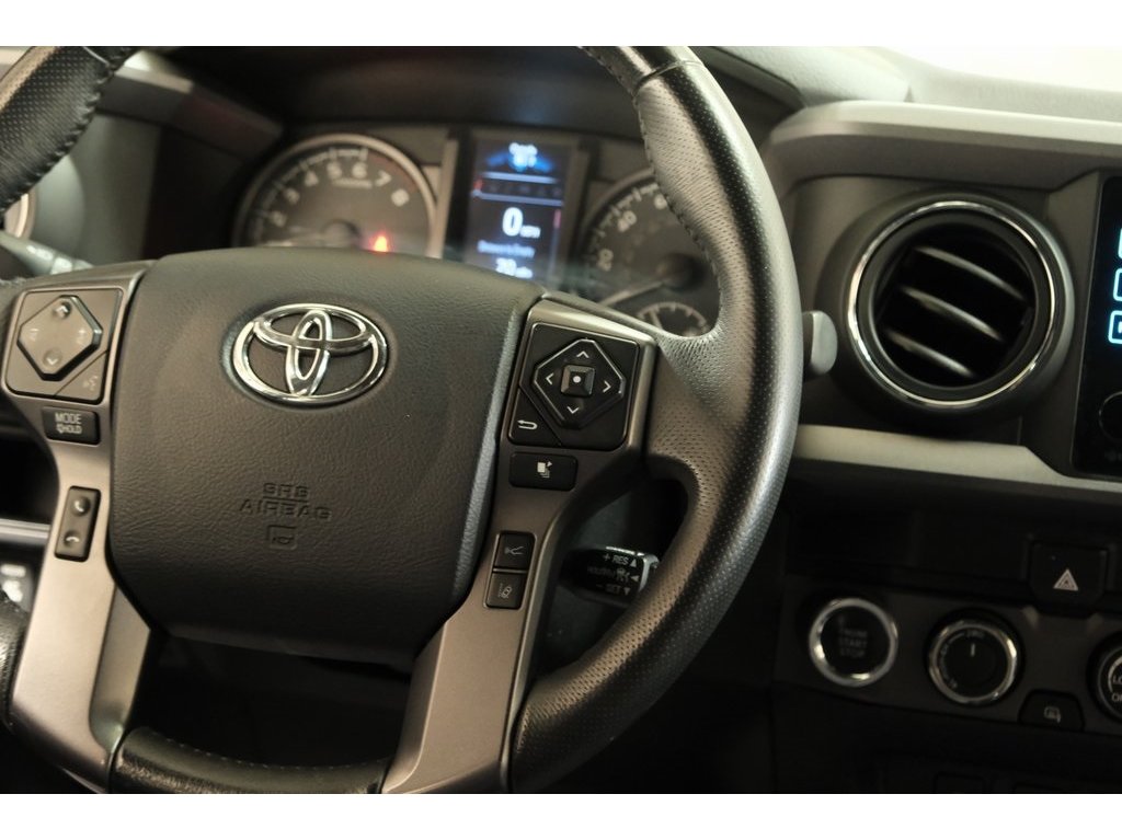 2019 Toyota Tacoma TRD Off-Road photo 12