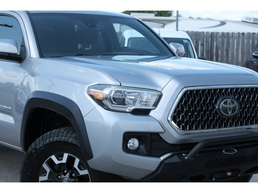 2019 Toyota Tacoma TRD Off-Road photo 23